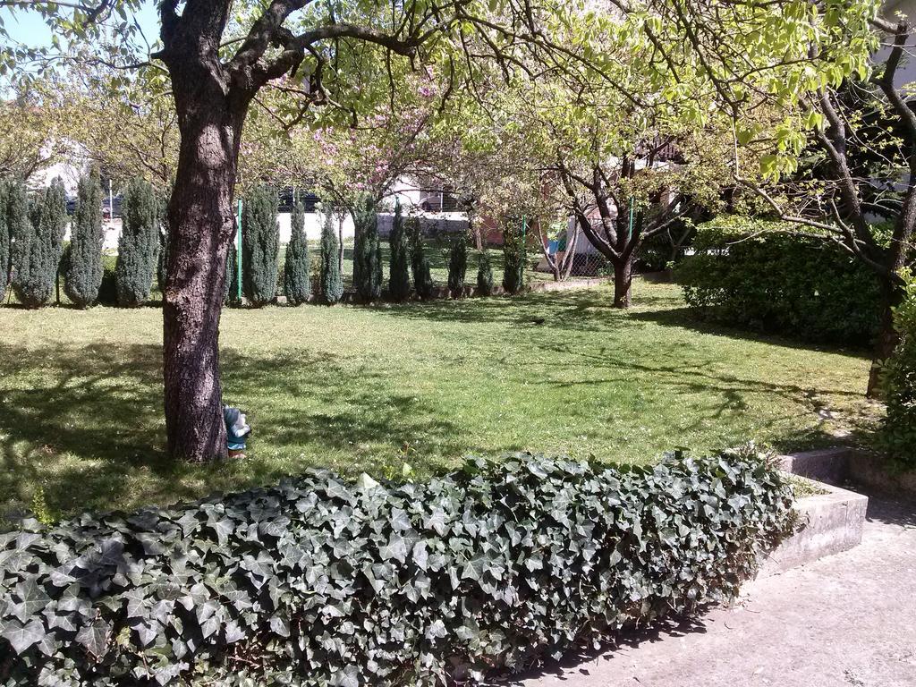 Apartments Garden ザグレブ エクステリア 写真