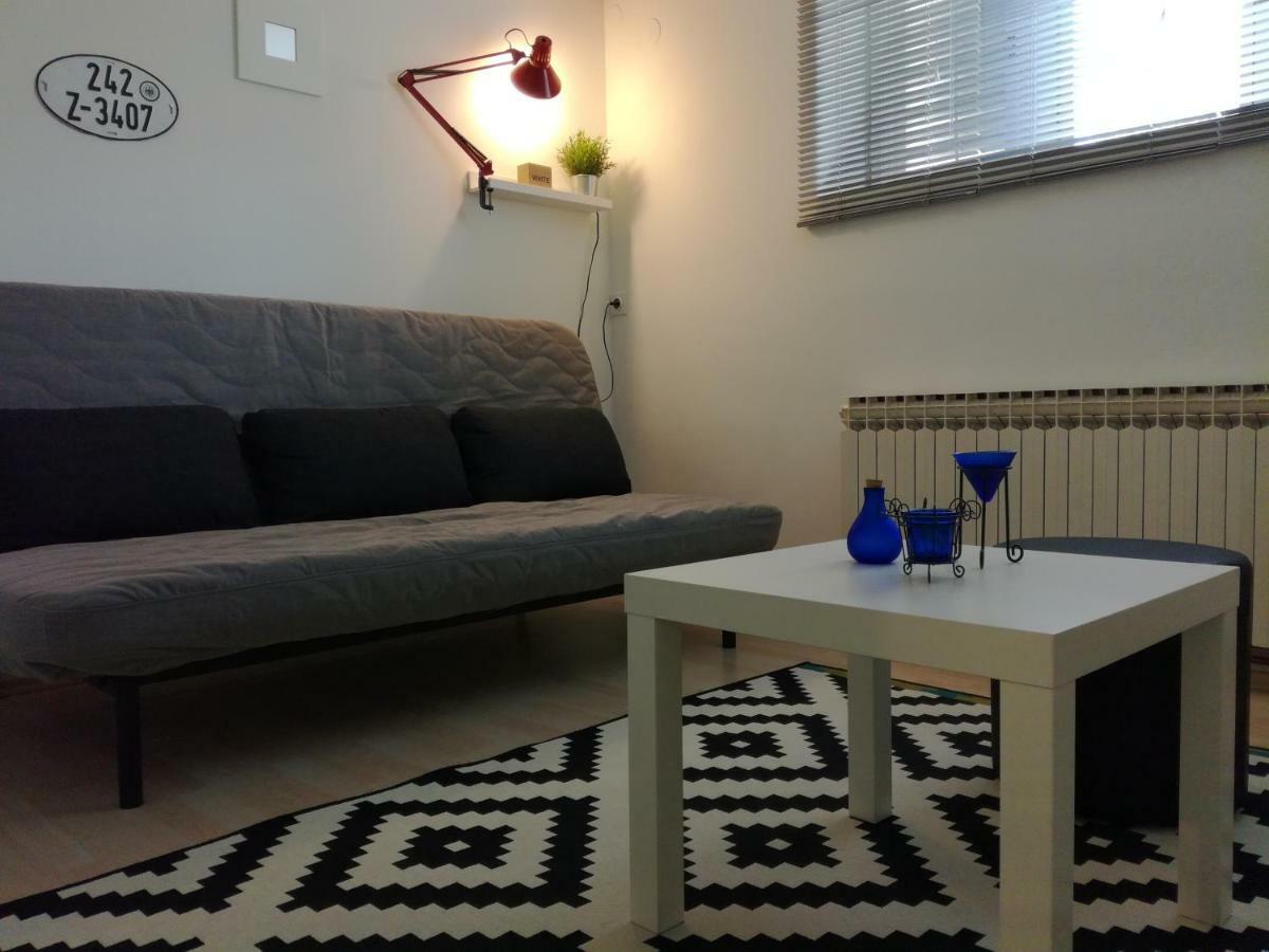 Apartments Garden ザグレブ エクステリア 写真